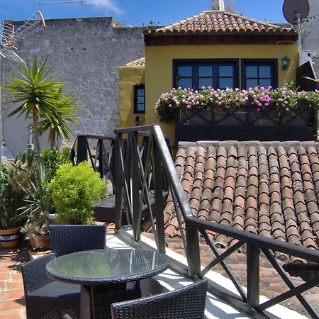 Apartament Small 15m For Single Use With Sea View *