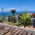 Small 15m For Single Use With Sea View Апартаменты *