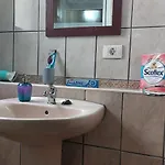 Small 15m For Single Use With Sea View Апартаменты