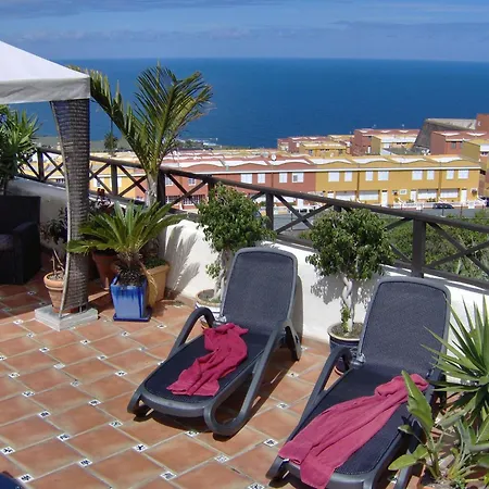 Small 15m For Single Use With Sea View