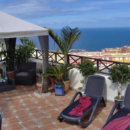 Small 15m For Young People With Sea View